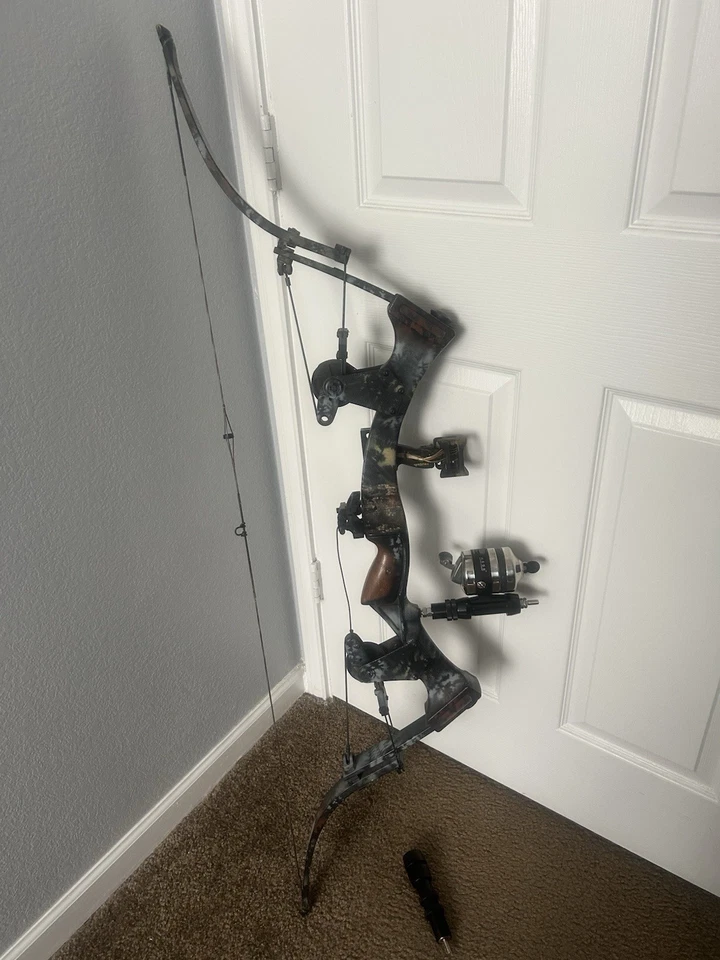 Rare Oneida Osprey Left Handed Bow - Image 3 of 4