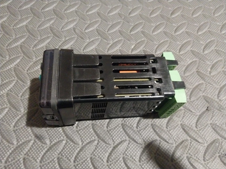 WATLOW PM6C3CJ-1TAAAAA. Watlow pm6c3cj-1taaaaa. Used. Tested. As Pictured. - Image 4 of 4