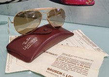 VINTAGE BAUSCH LOMB RAY-BAN 50 AVIATOR-PILOT UNISEX GOLD SUNGLASSESS sz: 52-14