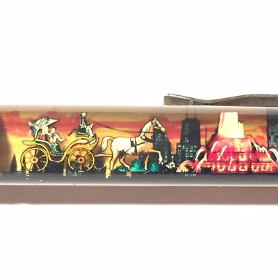 Buckingham Fountain Chicago Floaty Pen Horse Drawn Carriage Moves Souvenir Promo