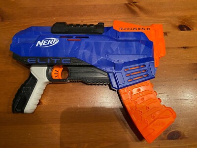 Hasbro Nerf N-Strike Elite Rukkus ICS-8, Spielzeugblaster, 8 Darts, Gebraucht