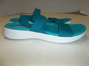 Skechers Performance H2 Goga Max Bountiful Sandals Heel to toe measures a bit over 9.75 inches 