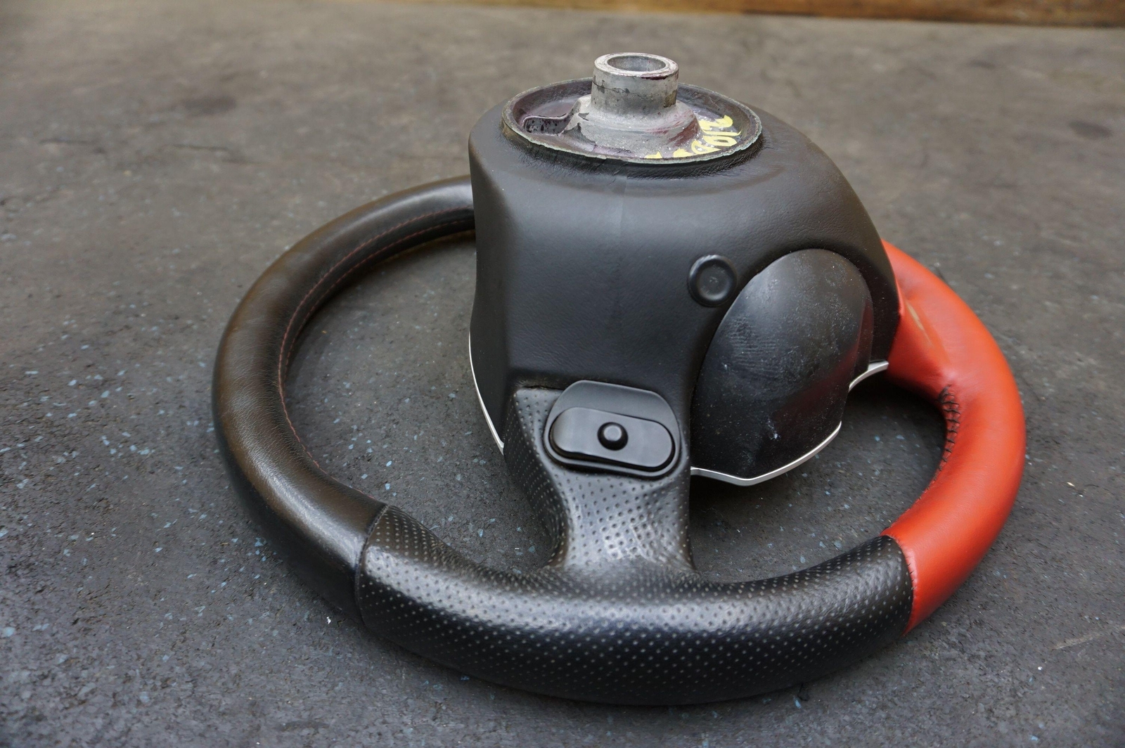 Steering Wheel Assembly Black Red Rosso 68070930 Ferrari 612 Scaglietti Sessanta