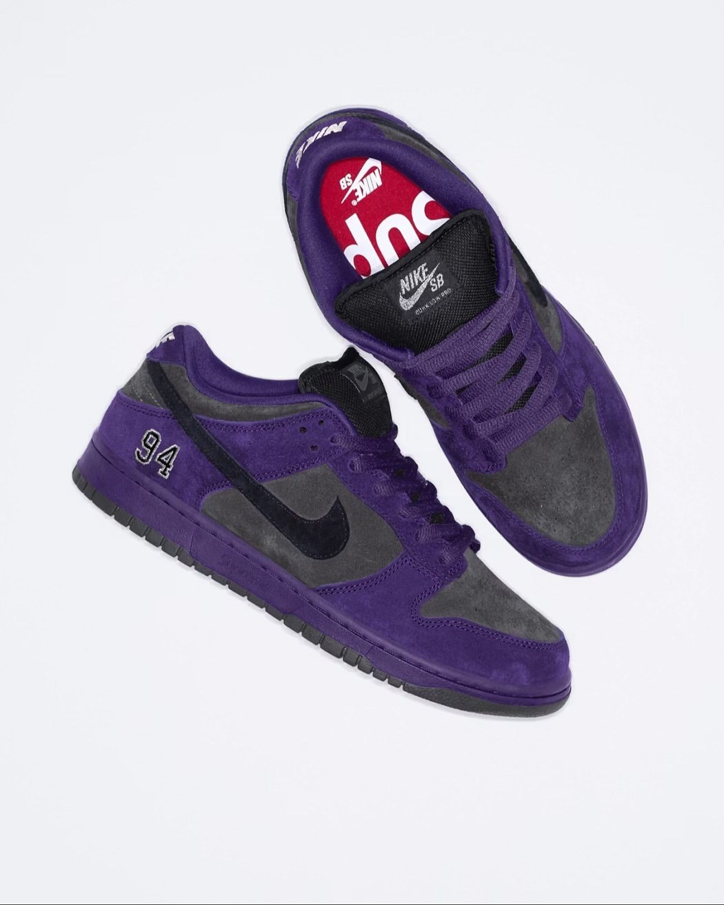 Supreme x Nike SB Dunk Low “Varsity Purple” (Lanzamiento exclusivo de la UE 2025)