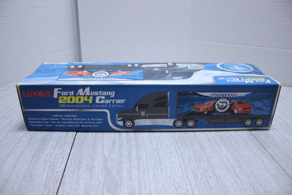 LUKOIL FORD MUSTANG 2004 CARRIER 40º aniversario ¡edición limitada! - 1ª en SERIE Foto 4 de 4
