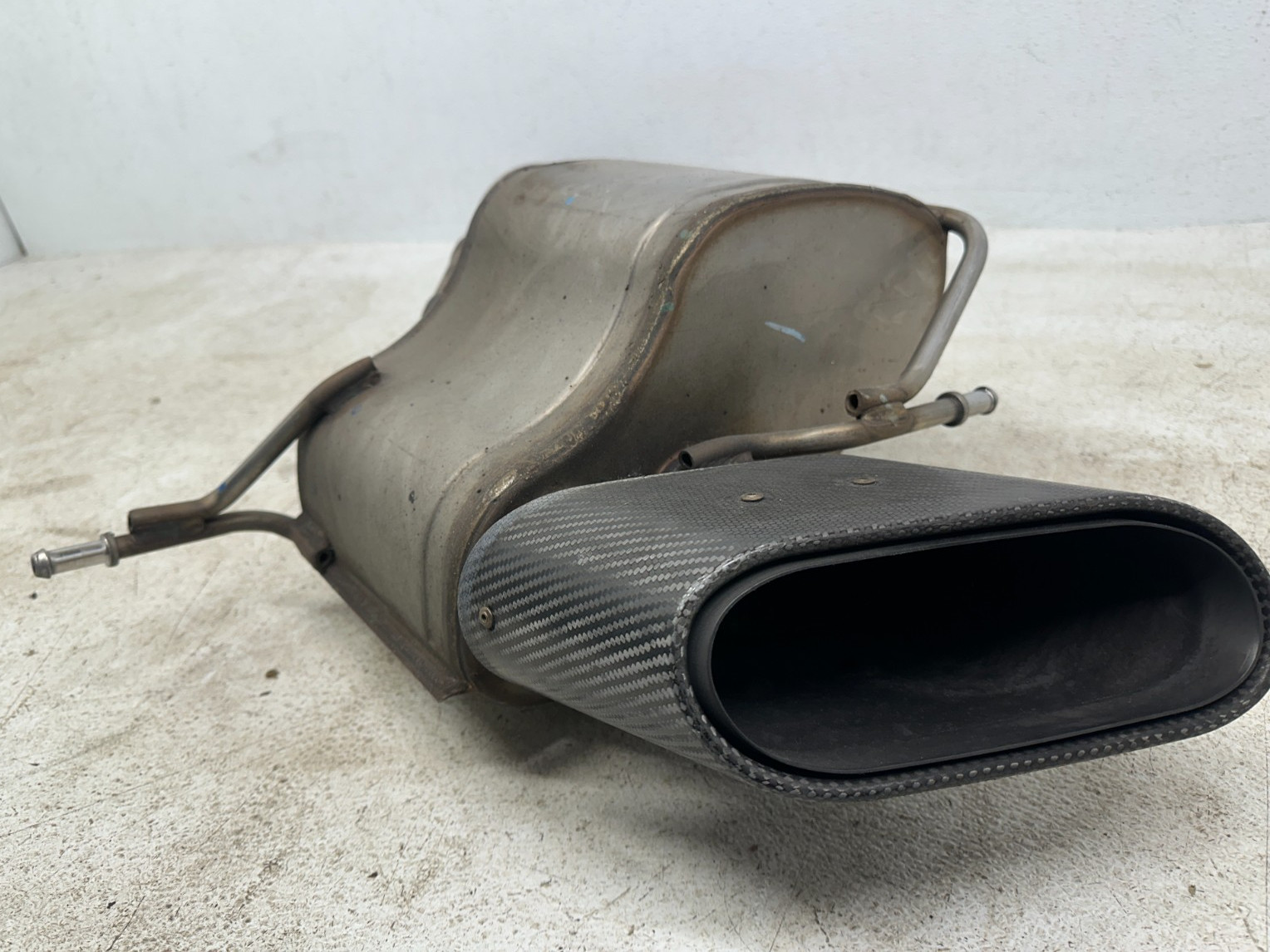 2013-2019 MASERATI GRANTURISMO M145 REAR RIGHT SIDE EXHAUST MUFFLER SILENCER OEM