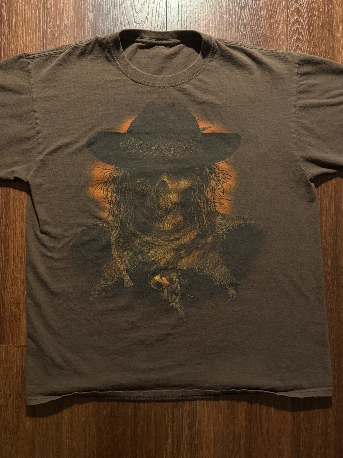 Scarecrow Men's Graphic Shirt M Brown Vintage Halloween Horror Monster Theme - second product detail image