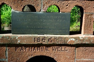 Photo 12x8 Inscription on the Katharine Well Mellguards/NY4445 Close-up o c2017