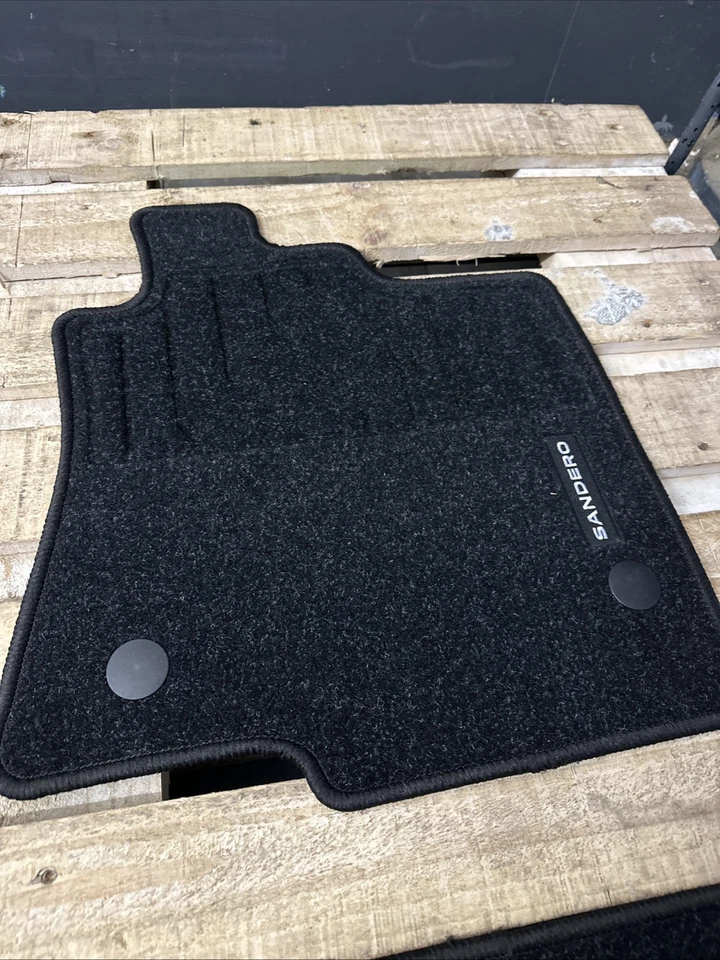 Genuine Dacia Floor Mats 4 Pieces Front Rear Carpet With Logo Logan Sandero MK3 - Image 2 of 4