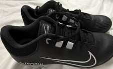 Nike Softball Cleats Black/White Women’s US 7.5 Medium (B, M)