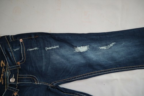 NWT BLue Distressed Denim SEVEN 7 Boot Cut Stretch Jeans 31 or 13 - Picture 3 of 6