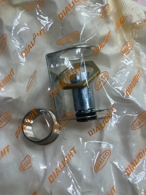 '1 PIECE' - PN# 502-8136-102, 1356-007 - DIALIGHT - LIGHT INDICATOR HOUSING