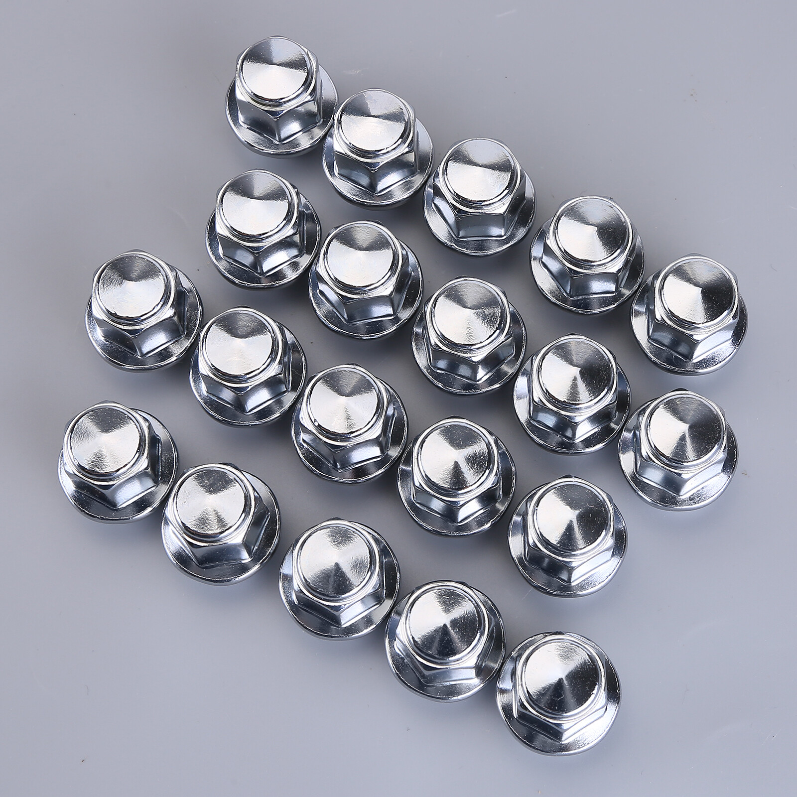 Chiave Dado Ruota 20 Dadi Ruota M12 X 1,5 Cromati Per Ford - Compatibili Con B-Max, C-Max, Fiesta, Focus, Mondeo, Kuga Bullone Antifurto