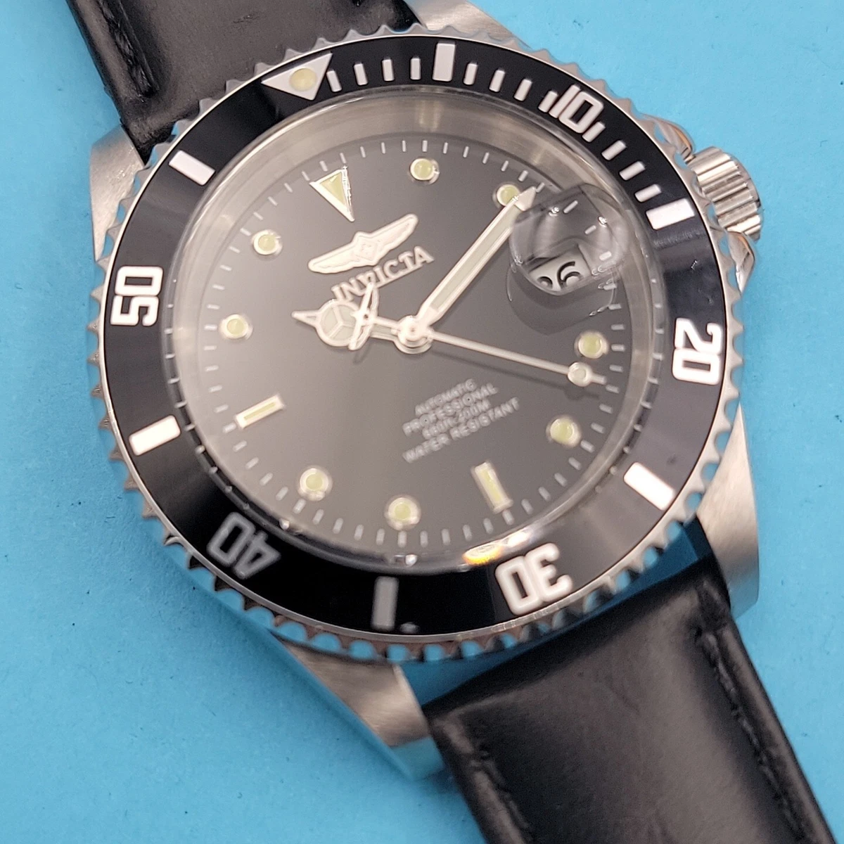 Invicta Men s Pro Diver Collection Automatic Watch 89260B Mint Condition Chic
