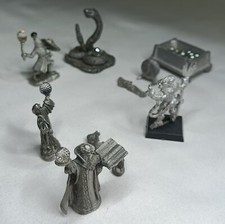 Vintage Lot Of D D Mini RPG Game Figures  10 Pieces