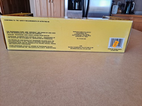 Racing Champions 1994 NASCAR MAC Tools #28 Ernie Irvan Semi Transporter 1/64 - Picture 11 of 16