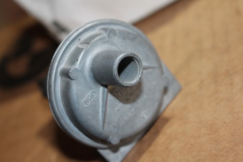 GENUINE ORIGINAL BMW E30 E28 M10 ENGINE ADDITIONAL AIR SLIDE VALVE NOX NEW OEM - Picture 4 of 12