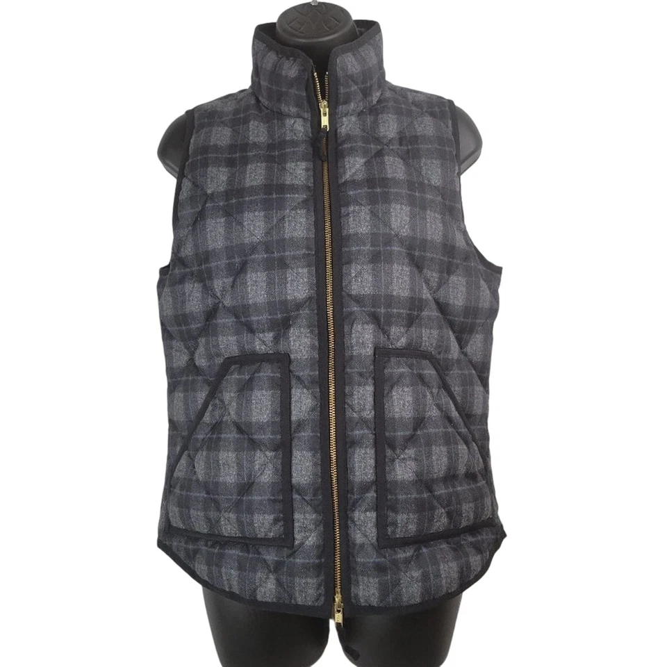 J. Crew Factory Plaid Puffer Vest Gray Black Quilted Sleeveless Jacket Layer Top - Image 4 of 4