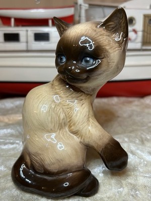 Porzellanfigur Siam Katze Goebel Siamkatze West Germany. Cat lover