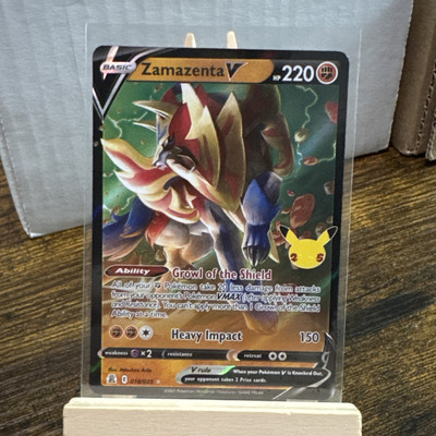 Zamazenta V 018/025 Celebrations Ultra Rare Holo Pokemon TCG Card NM