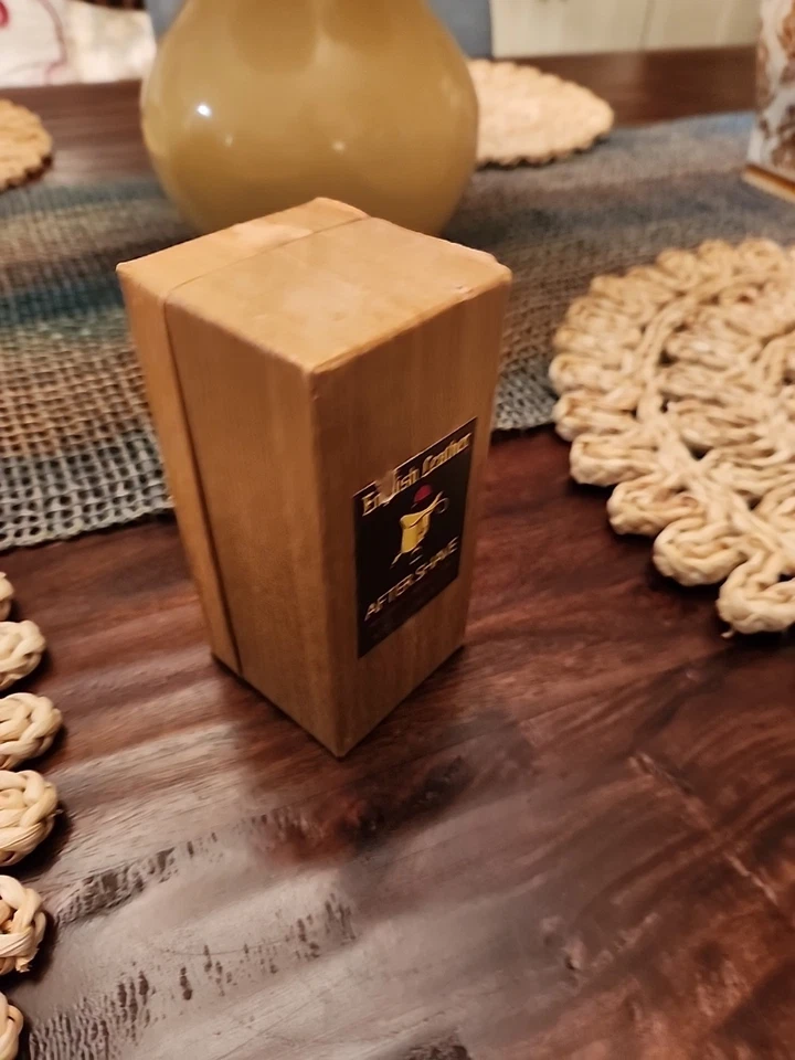 De colección Inglés Cuero After Shave Completo Sin Usar Etiqueta Marrón 4oz-NUEVO EN CAJA-Leer* Foto 3 de 4