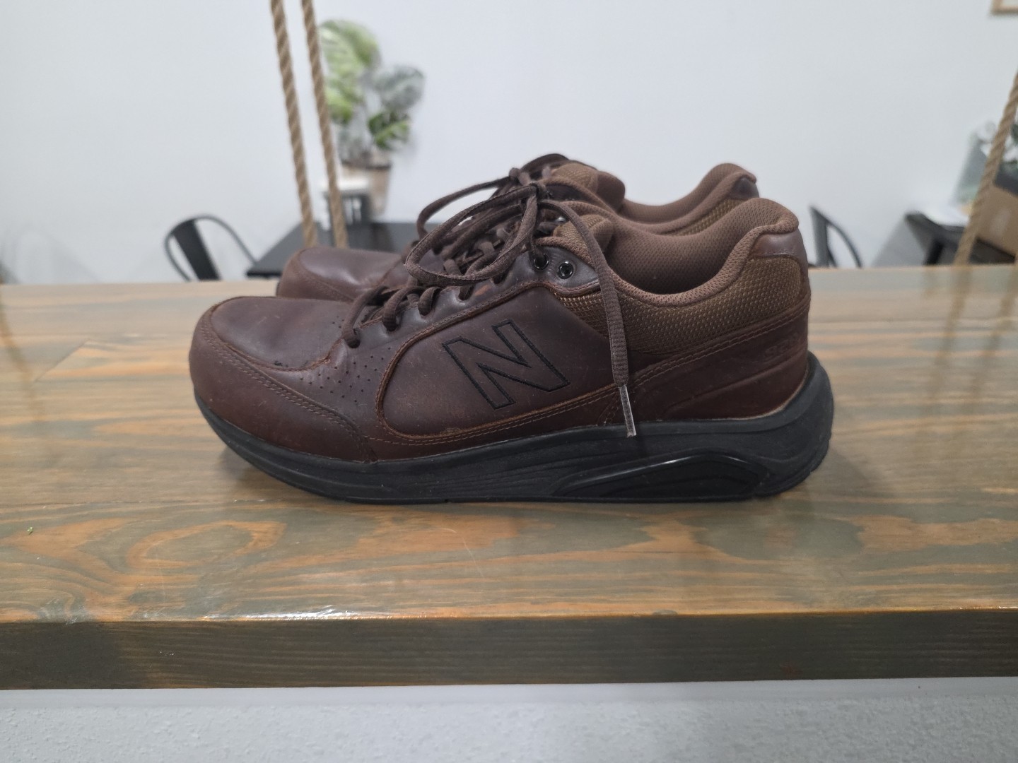 NEW BALANCE Men's 928V3 BROWN Leather Sneakers Walking Shoes US 11 EU 45 thumbnail 5