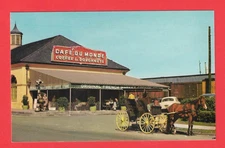 POSTCARD - Cafe du Monde New Orleans Louisiana-LA Horse & Carriage French Market