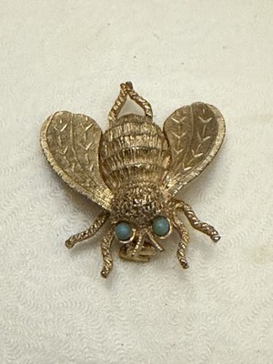 A Vintage Bee Pin