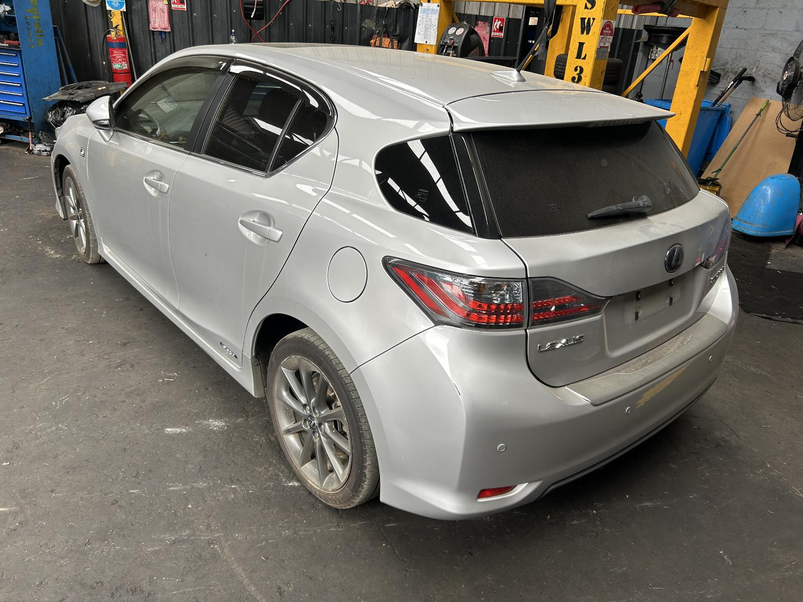 Lexus CT200h Left Rear Door Shell ZWA10 12/2010-2020 - thumbnail 6