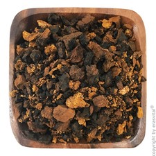 Chaga Brocken grob gemahlen Natur Wildsammlung aus der frostigen Taiga