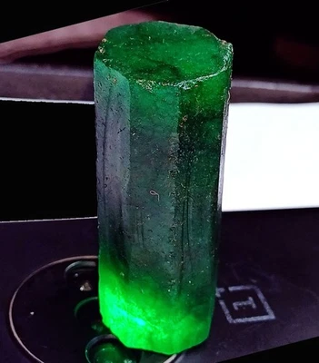 Natural Colombian Emerald Rough 200+ Ct Loose Gemstone Certified - Image 1 of 4