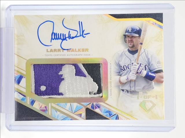 Larry Walker 2025 Topps Diamond Icons Silhouette Logoman Patch Auto 1/1 Q6638