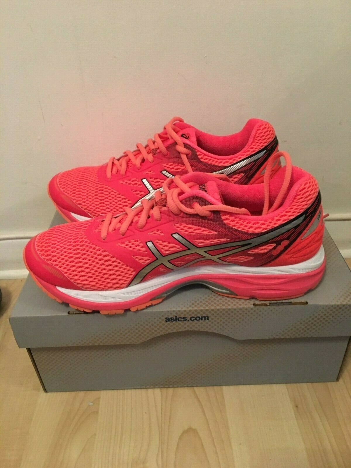 Asics Asics Asics Womens Gel-Cumulus 18 Running Trainers UK 6 EU 39.5 Pink Coral WORN ONCE e13c04 Asics Asics Asics Womens Gel-Cumulus 18 Running Trainers UK 6 EU 39.5 Pink Coral WORN ONCE e13c04