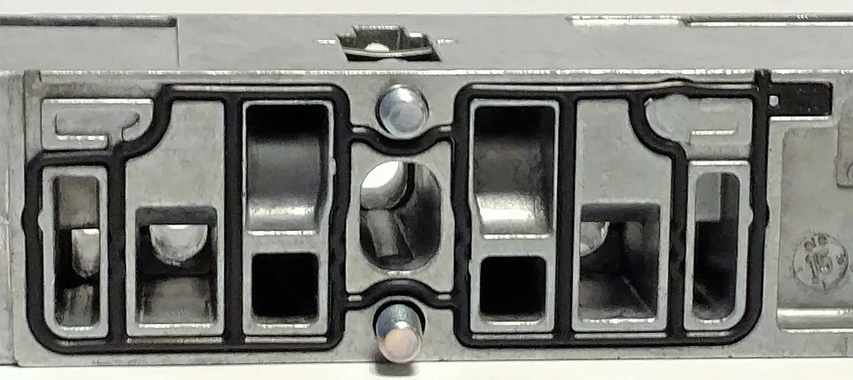 Festo VABF-S4-1-R2C2-C-6 Regulator Plate - Image 2 of 4