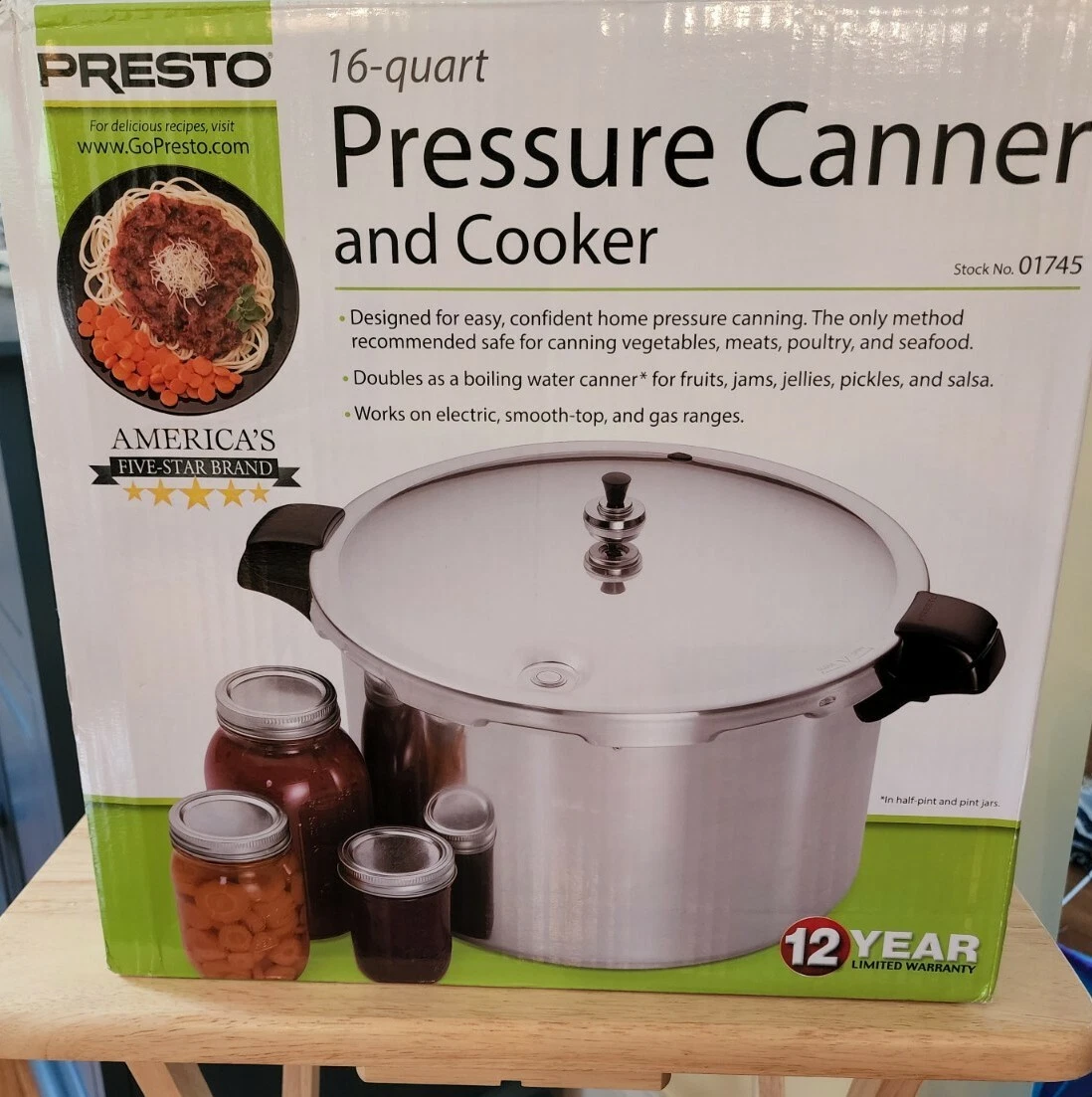 Presto Pressure Cooker and Canner; 16 Quart