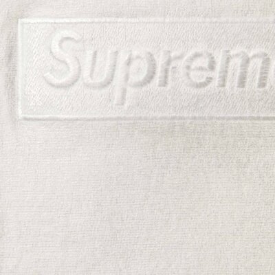 Supreme x MM6 Maison Margiela Foil Box Logo Hooded Supreme x MM6 Maison Margiela Foil Box Logo Hooded
