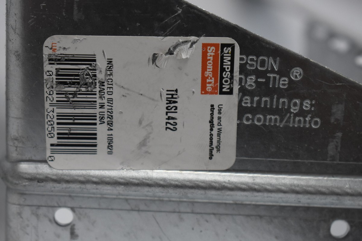 モー Simpson Strong-Tie THASL422 Galvanized Adjustable Truss Hanger for