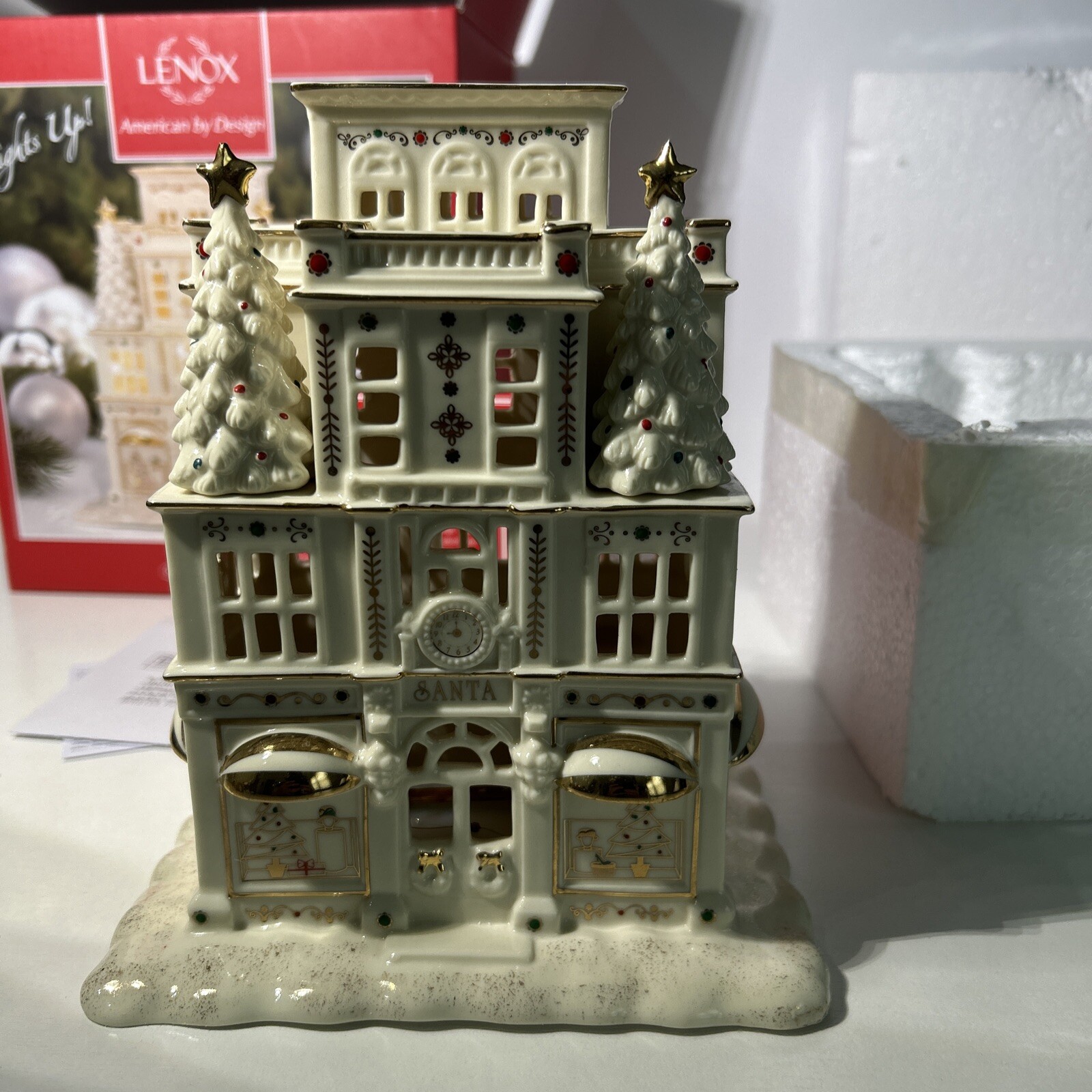 Lenox Treasures Collection Mistletoe Park Series Department Store New