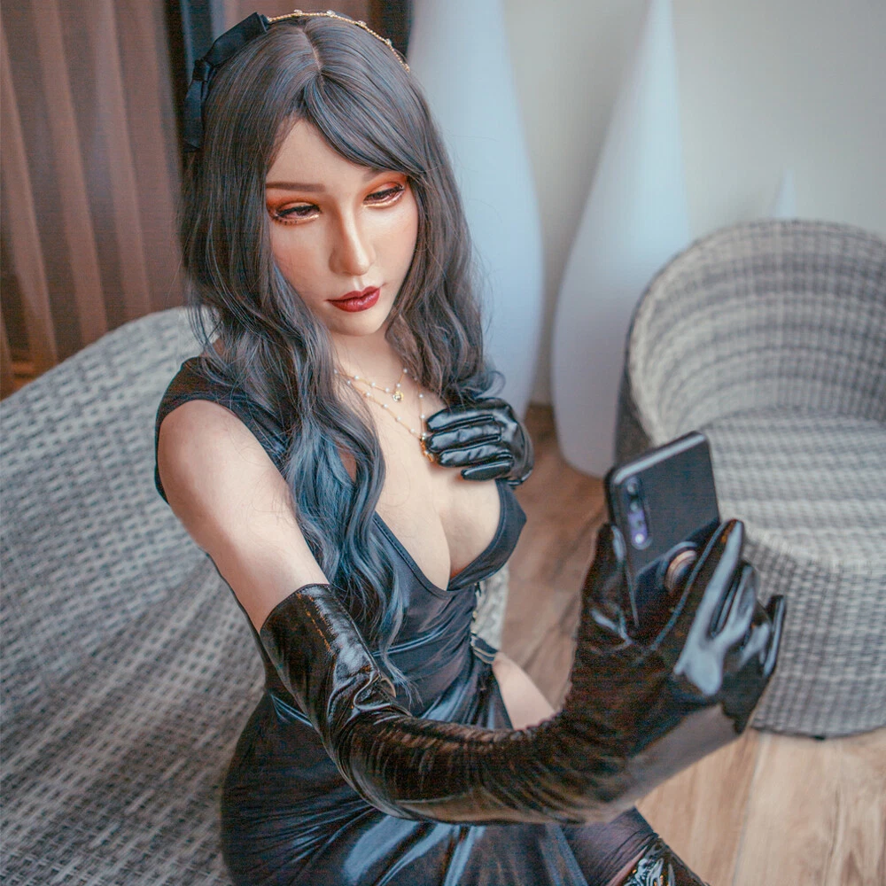 Tgirl Cosplay