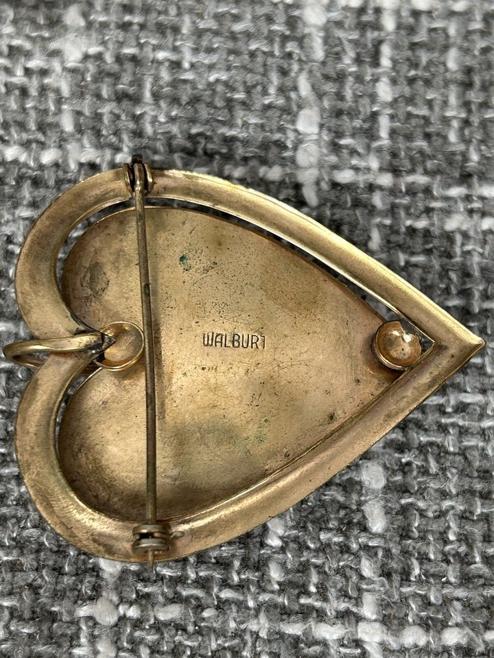 Vintage Pin Lot 1980s Retro Rainbow Ziggy Tiger Hearts 12 Pcs Flair