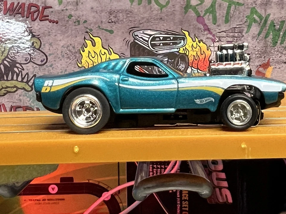 Carro de autorama personalizado Hot Wheels Rodger Dodger 4 engrenagens auto World Tuned corpo fundido pesado - Imagem 3 de 4