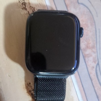 Apple Watch Series 8 45mm Blackk aluminum ceramic case ion-x glass GPS, WR 50M