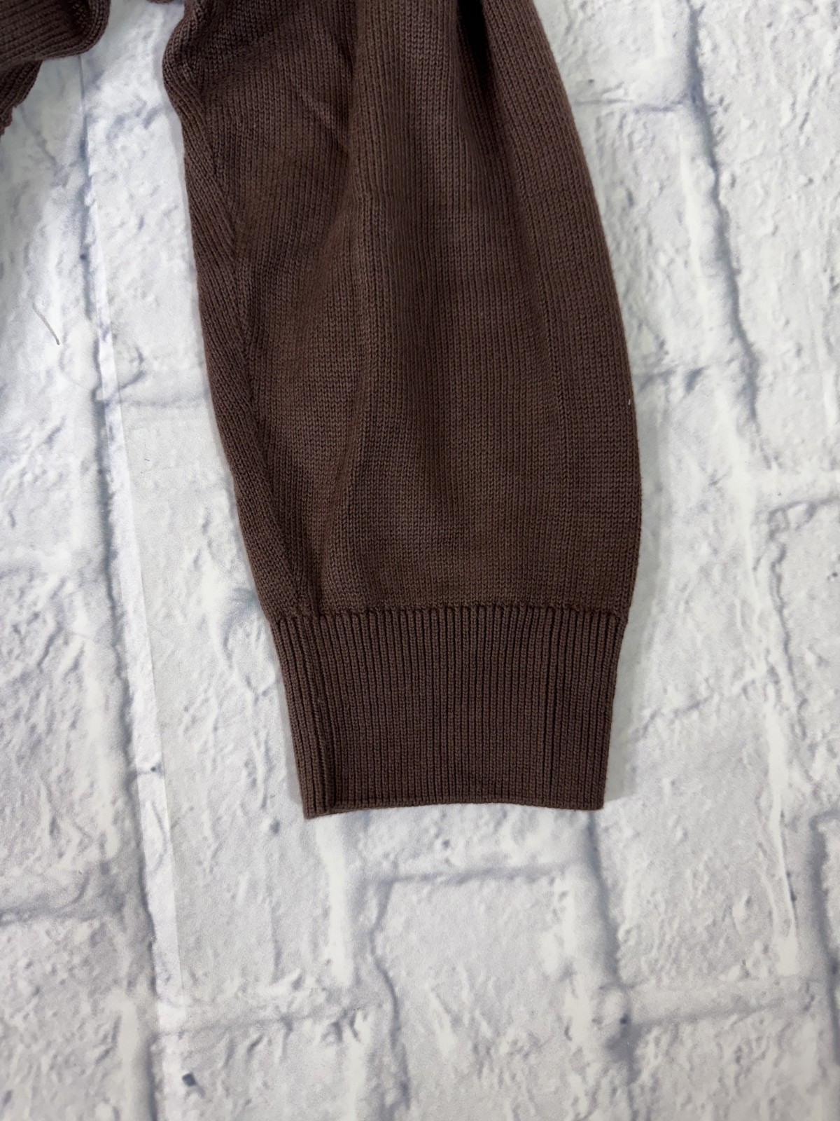 VTG Lacoste V-neck acrylic and wool knit sweater size 6 ( men's size XL ) thumbnail 5