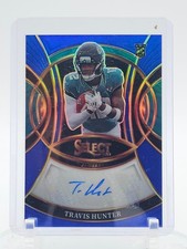 TRAVIS HUNTER 2025 SELECT ROOKIE SIGNATURES BLUE ROOKIE RC AUTO /149 Q6821