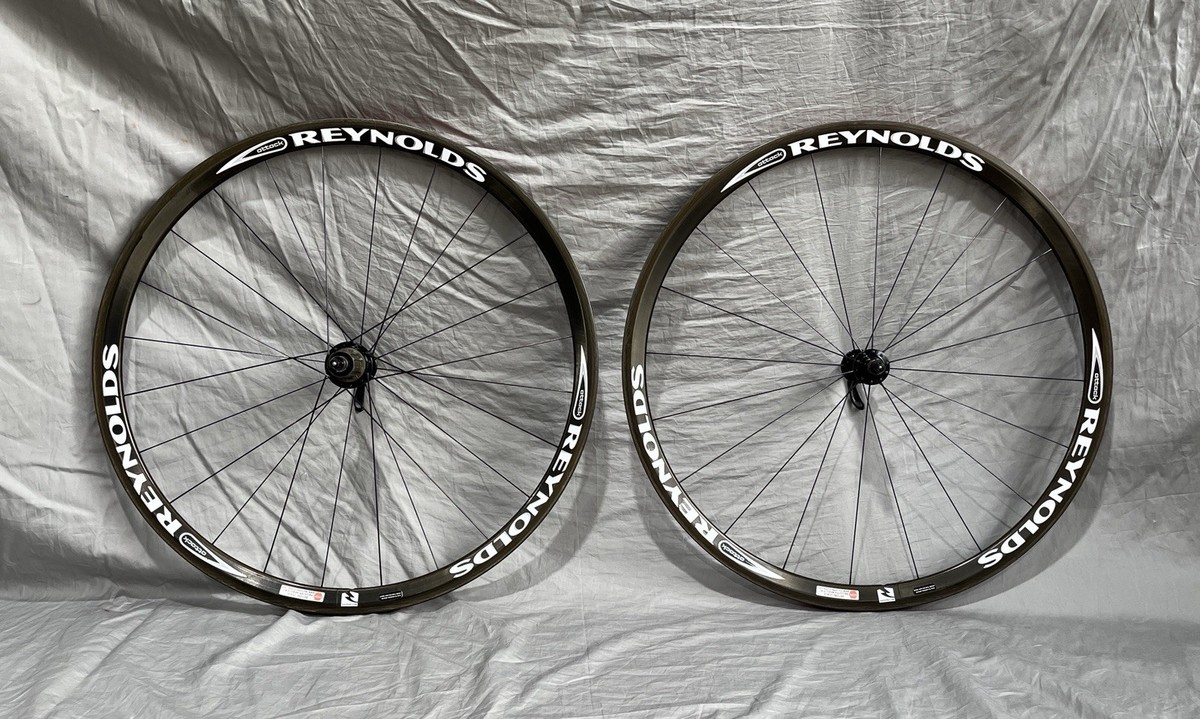 Reynolds attack ピスト フロントホイール Reynolds Attack Carbon Wheelset Road 700c Clincher 135 / 100 / 9mm