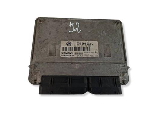 Volkswagen Polo 2004 Motorsteuergerät/-modul 03D906032C kW BVV2610