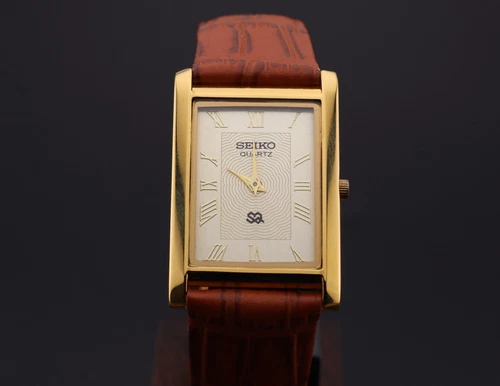 Vintage Seiko Slim Gentlemen's Quartz Wrist Watch - FREE SHIPPING
