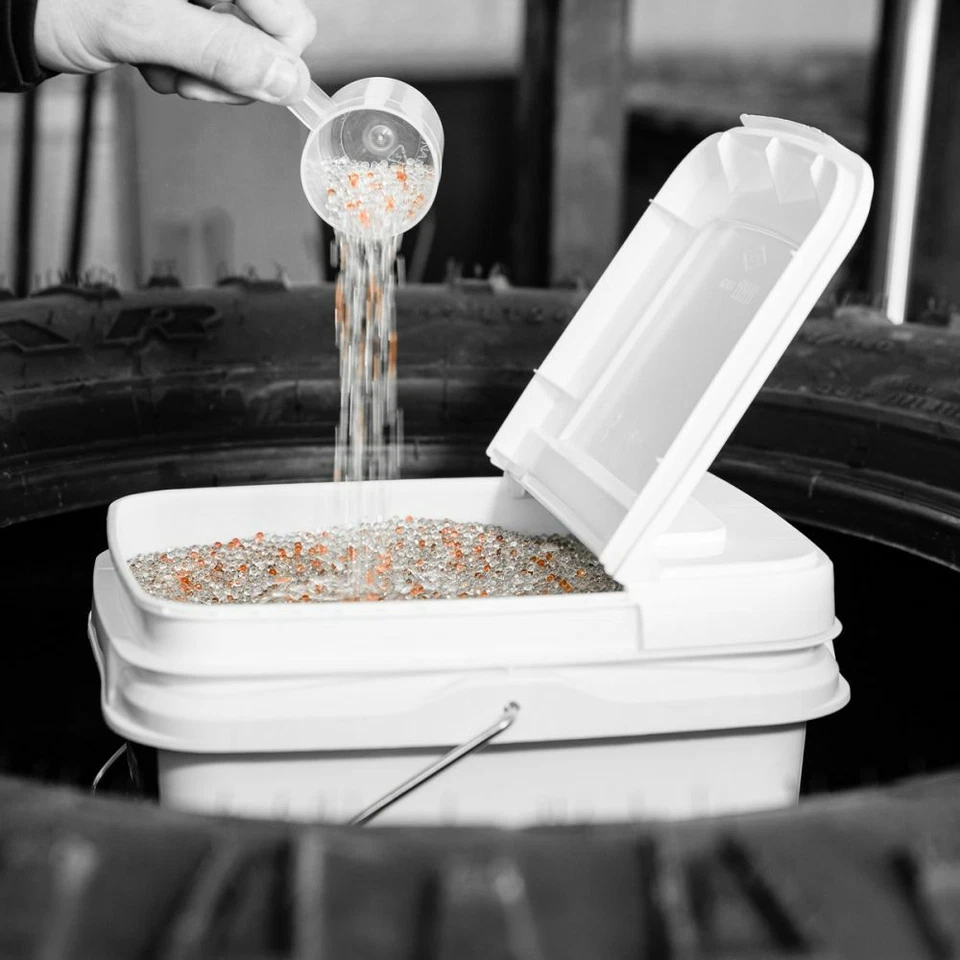 Magnum+ Tire Balancing Beads Bulk Tub 17.6 lb. with Scoop, TPMS Compatible - Image 3 of 4