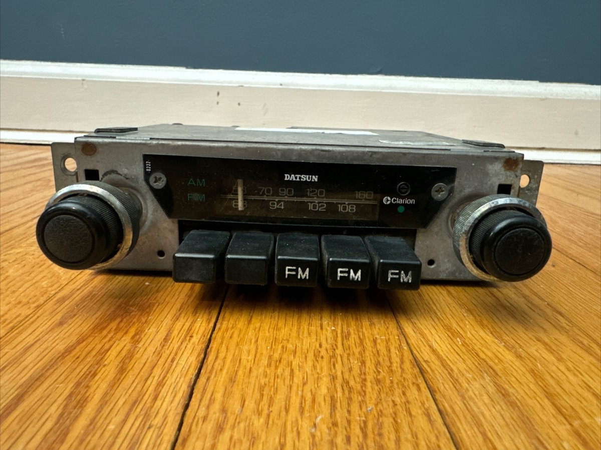 Vintage OEM Nissan Datsun Clarion RN-408U AM & FM Old Car