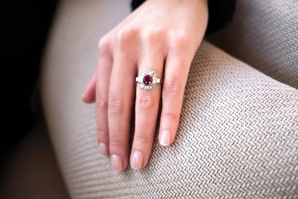 Anillo Promesa Estilo Antiguo Art Deco 2.3 Ct Rubí Simulado Oro Blanco 14k Sobre Foto 4 de 4